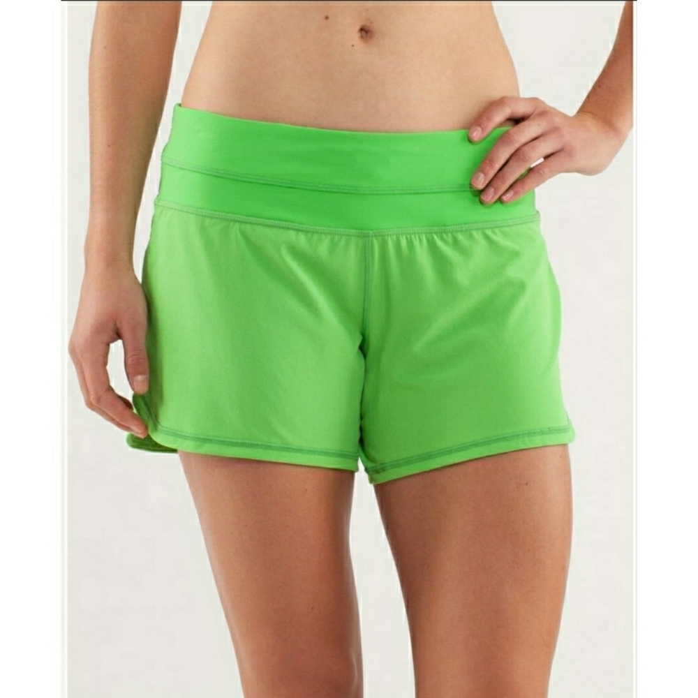 Lululemon Groovy Run Short - Picture 1 of 9